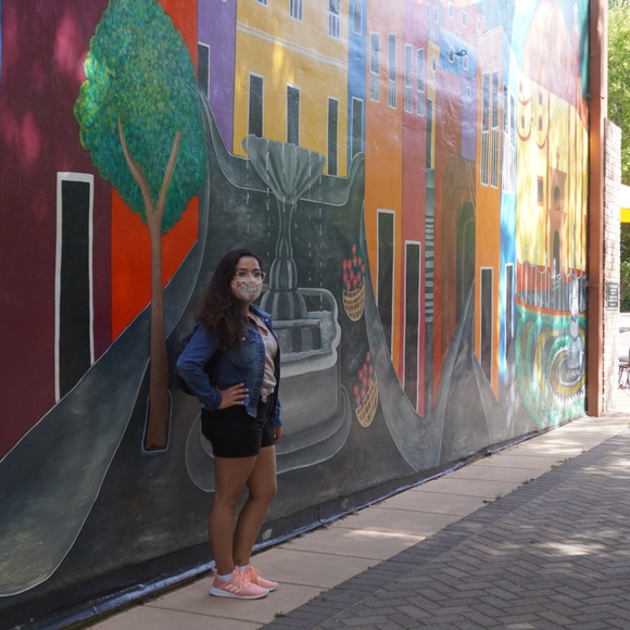 Meet your Posher, Mariana - Picture 4 of 7